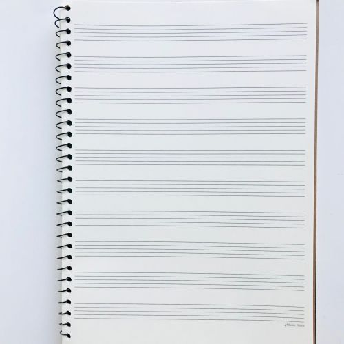 cahier-musique-portees-noir-100-pages